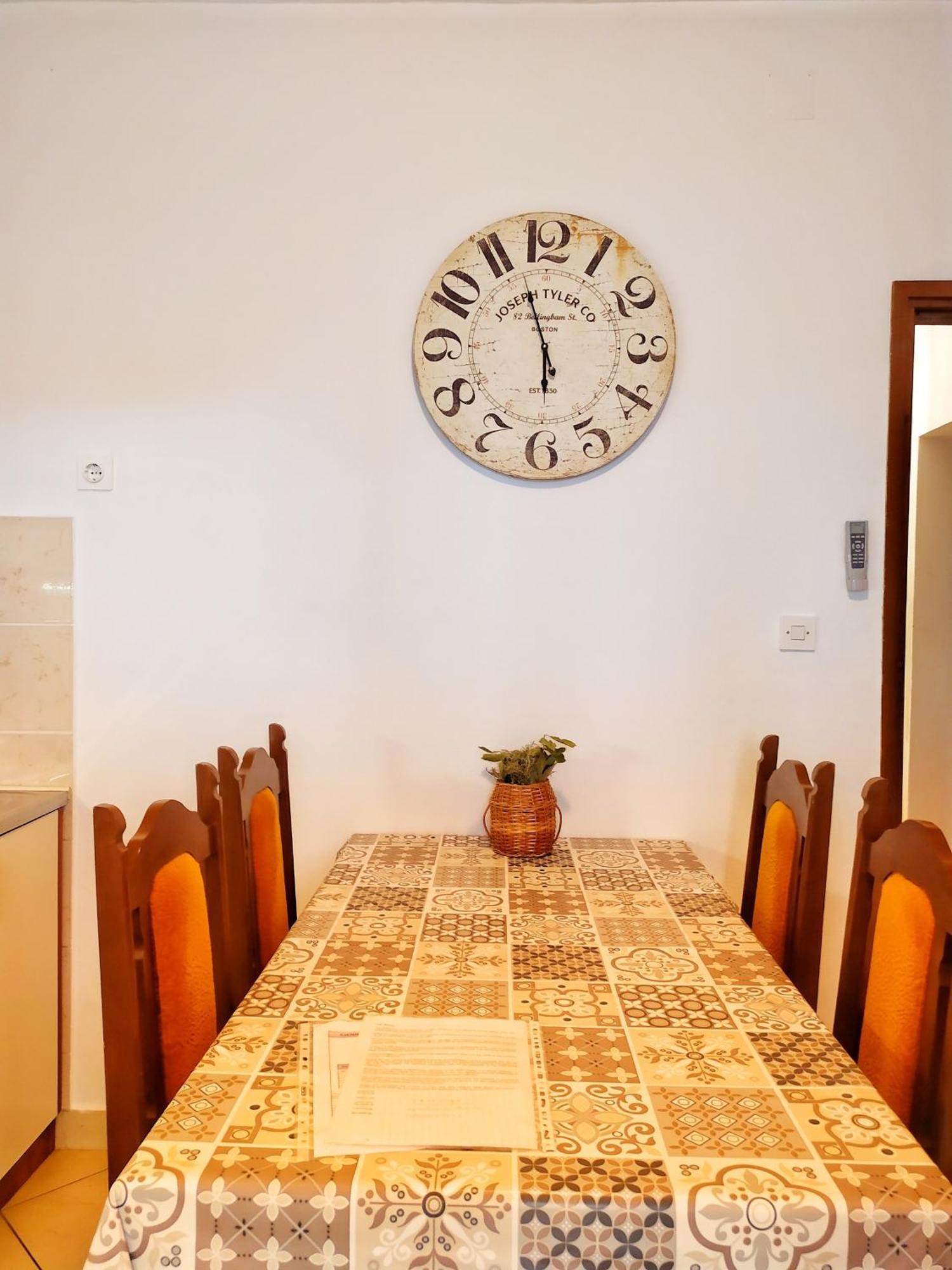 Cozy Apartments Danica Novalja - Ground Floor Bilik gambar