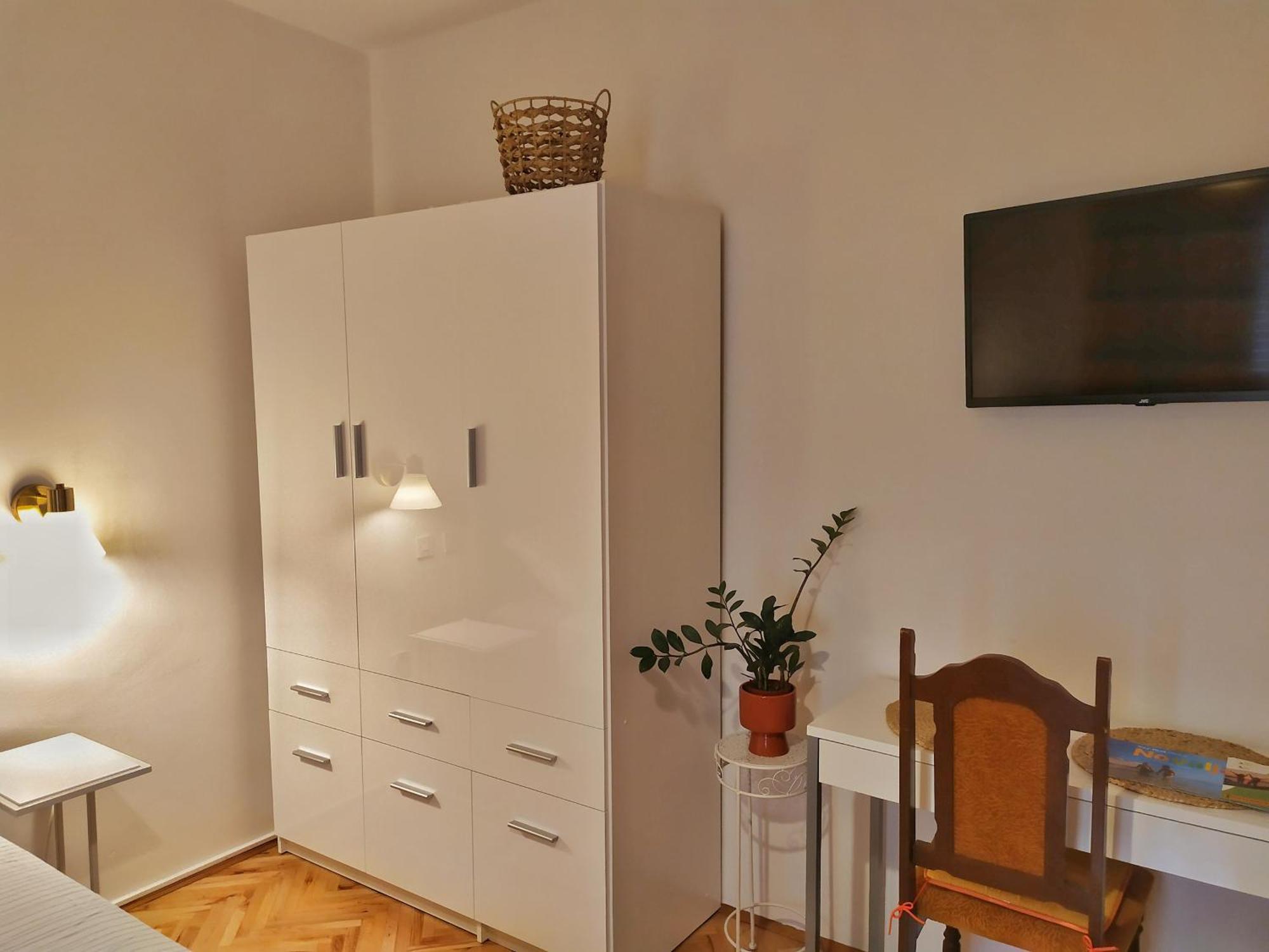 Cozy Apartments Danica Novalja - Ground Floor Bilik gambar